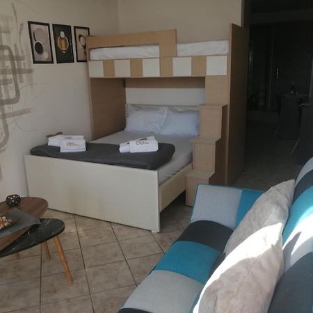 Sunshine Apartment 2 Alexandroupoli Eksteriør billede